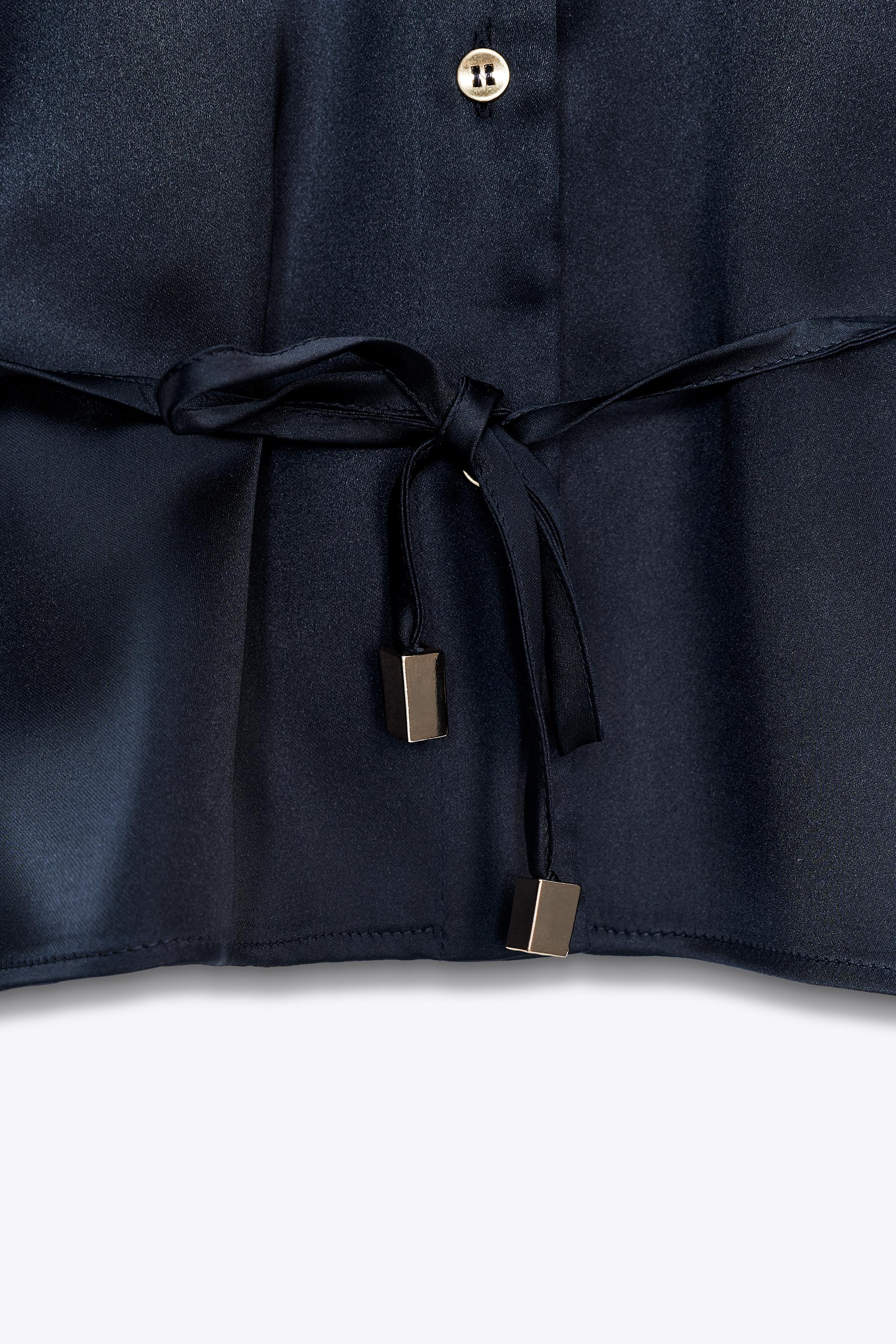 BELTED SATIN EFFECT SHIRT